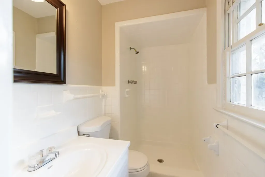 Bathroom at 1211 Gornto Rd