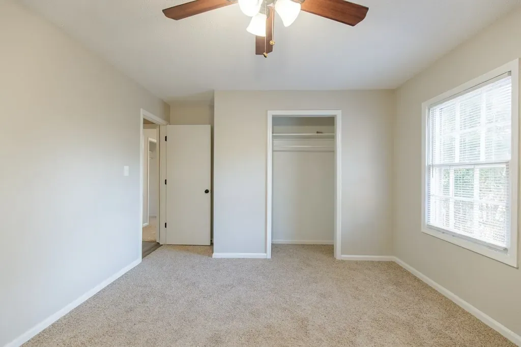Bedroom at 1211 Gornto Rd